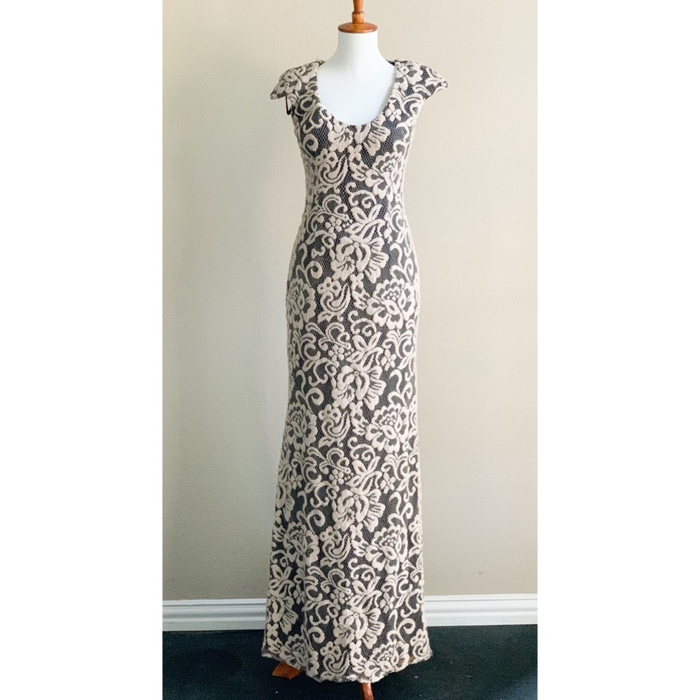 Betsy $ Adam Lace overlay formal dress